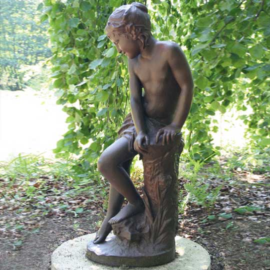 statuesortantdubain.jpg